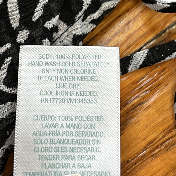 Kona Sol black and white swim cover up with tassels. Size XL. - Picture 5 of 11